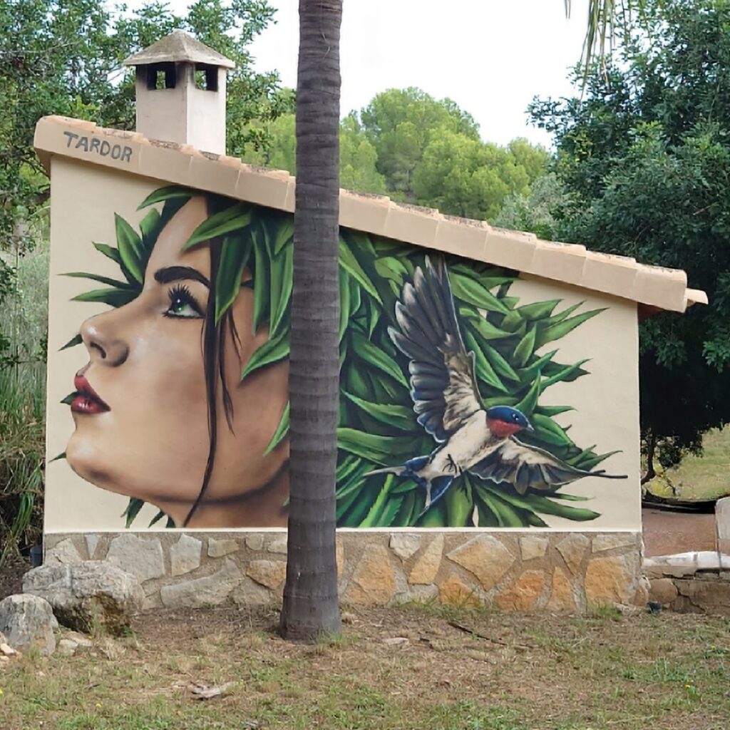 Artistic mural in country house in La Sella by Tardor - wall art for villas.